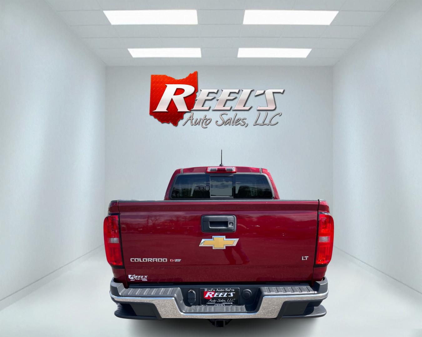 2018 Red /Black Chevrolet Colorado LT Crew Cab 4WD Long Box (1GCGTCENXJ1) with an 3.6L V6 DOHC 24V GAS engine, 8-Speed Automatic transmission, located at 547 E. Main St., Orwell, OH, 44076, (440) 437-5893, 41.535435, -80.847855 - This 2018 Chevrolet Colorado Crew Cab Long Bed LT 4WD is a sturdy and versatile mid-size truck that combines robust performance with comfort and modern technology. It is powered by a 3.6L V6 engine coupled with an 8-speed automatic transmission, capable of delivering efficient highway fuel economy o - Photo#6